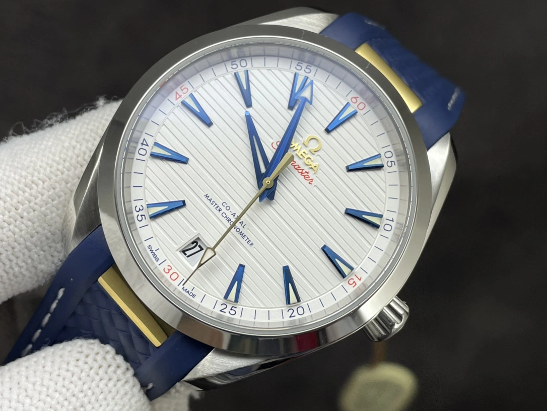 WeatherProof CBD Factory Omega Seamaster Aqua Terra 150M 41mm Silvery-White Teak Dial with Blued Markers, Red Accents, and 18K Yellow Gold Plated Seconds Hand Blue Rubber Strap(220.12.41.21.02.004) 1:1 Super Clone – Dandong 8900 Movement 269
